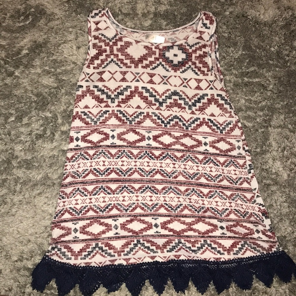 A red a navy blue tank top